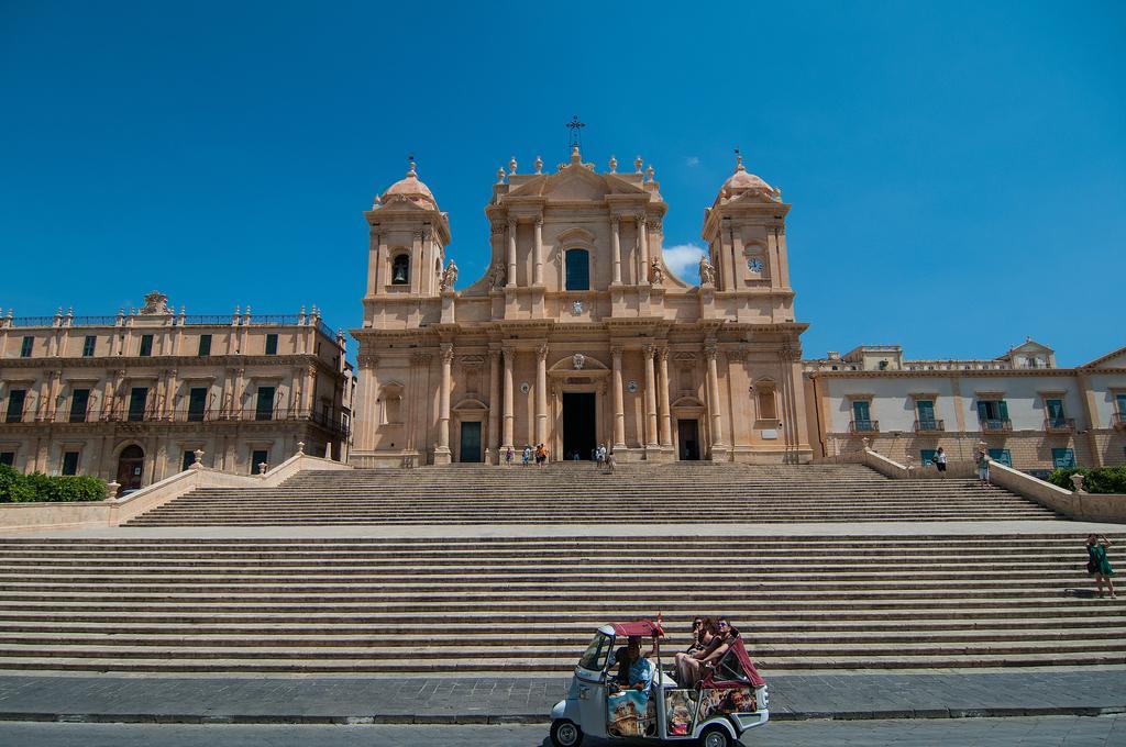 La Nicchia Apartamento Noto Quarto foto